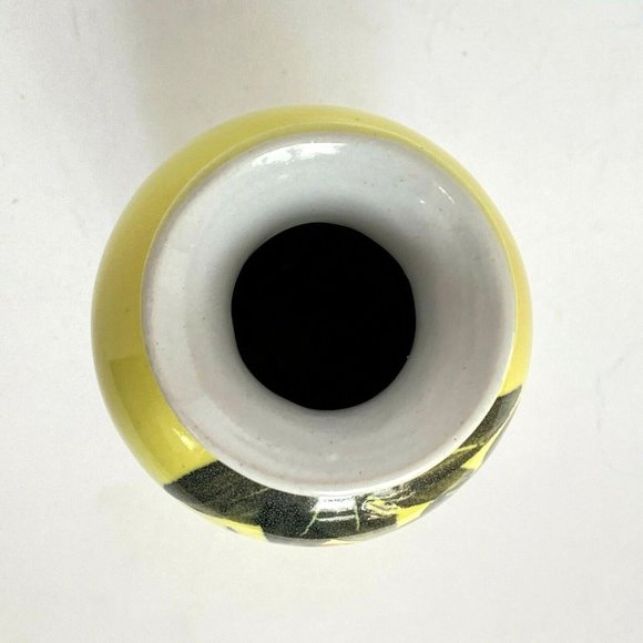 Vintage MCM Berry or Grape Cluster Yellow Mid Century Modern Vase 6" Tall - Picture 5 of 8